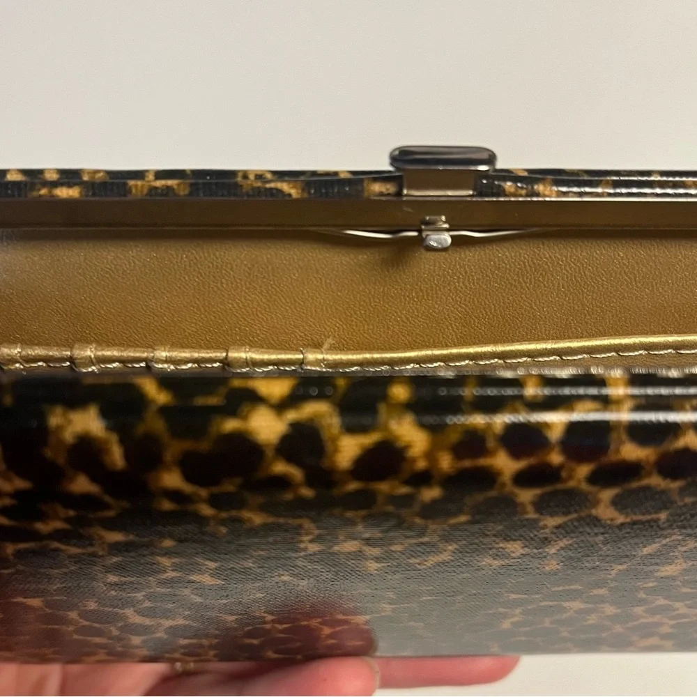 Hard case wallet - Picture 4 of 5